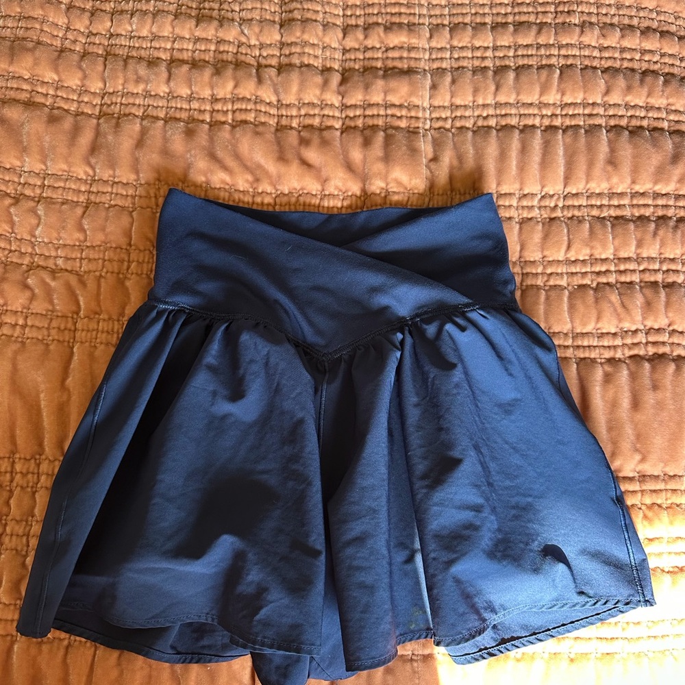 AERIE CROSSOVER SHORT